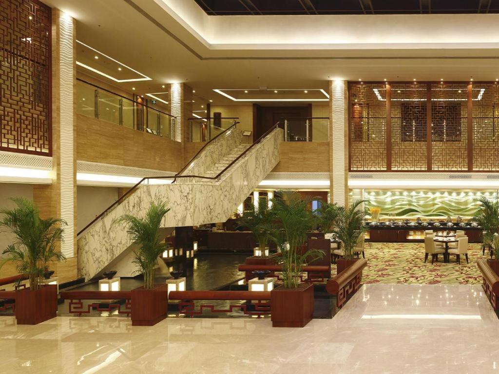 Guilin Grand Link Hotel Екстериор снимка