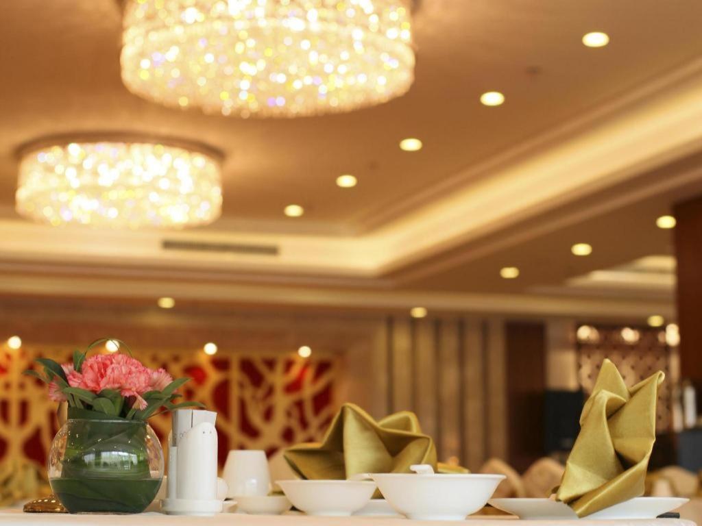 Guilin Grand Link Hotel Екстериор снимка