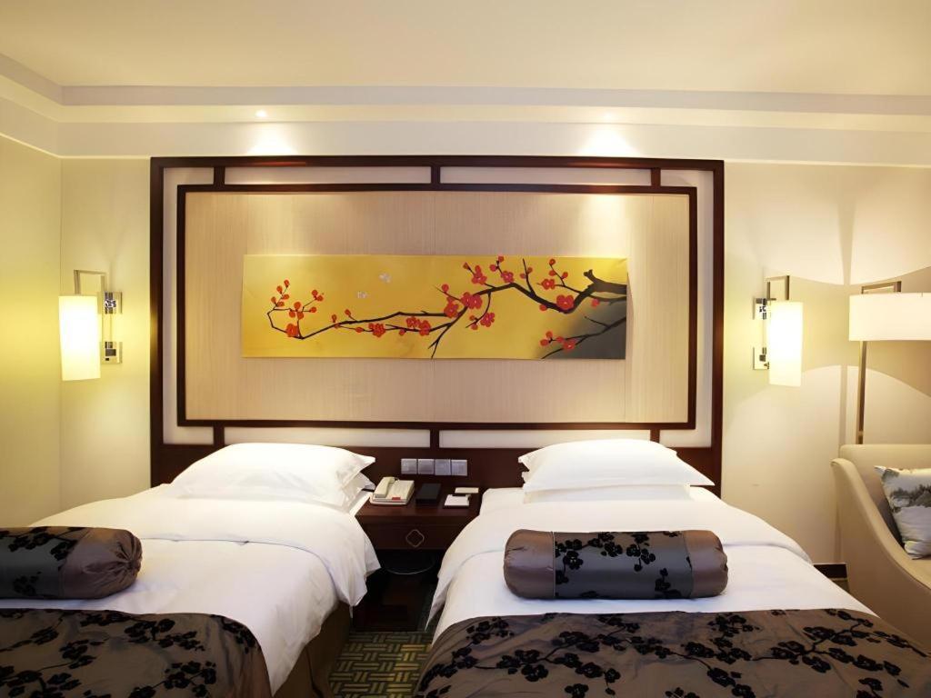 Guilin Grand Link Hotel Екстериор снимка